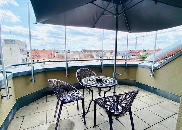 Arabest & BoardinghouseAlbergo